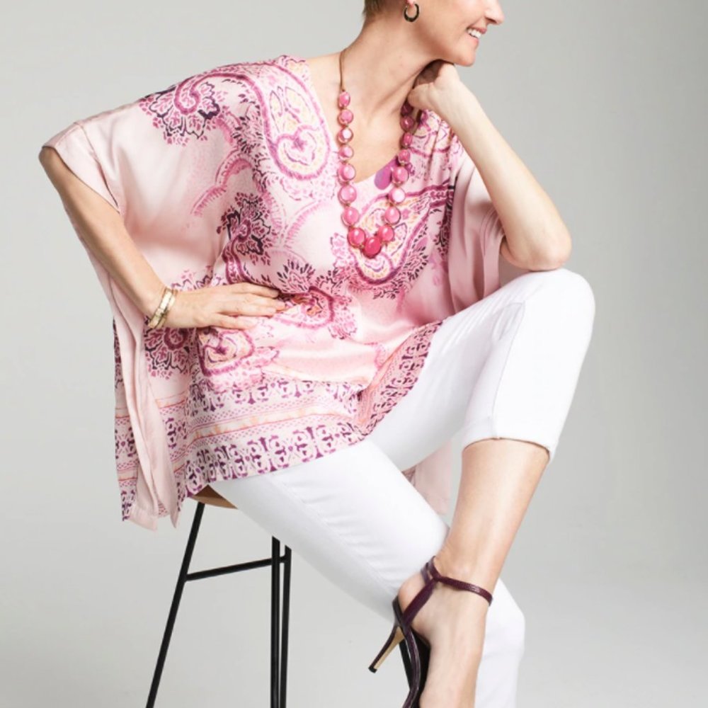 Pink Paisley Solid-Border Poncho - image 6